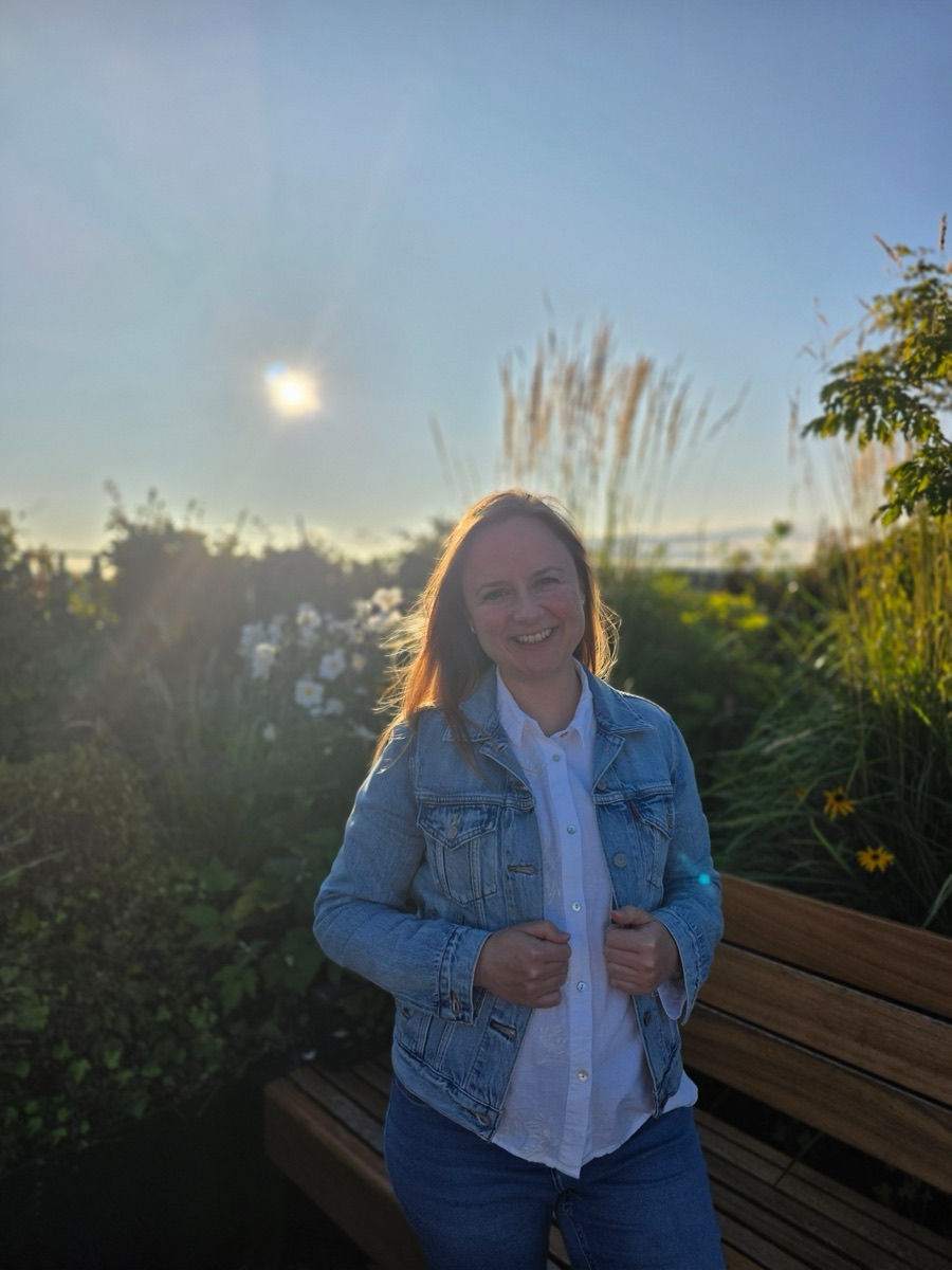 Weronika outdoors